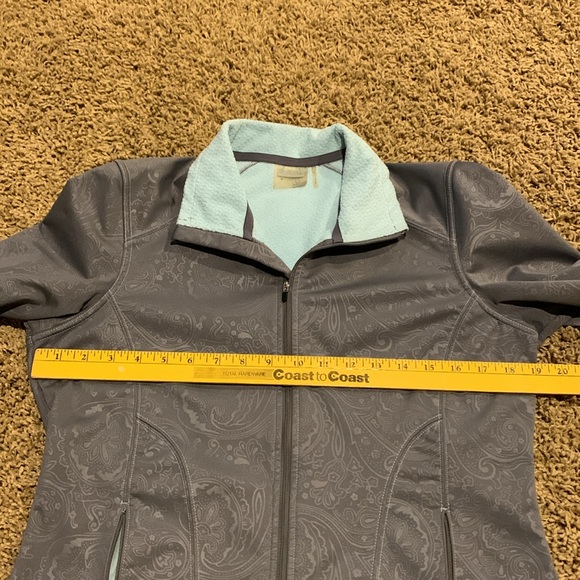 Lightweight jacket - Picture 5 of 11